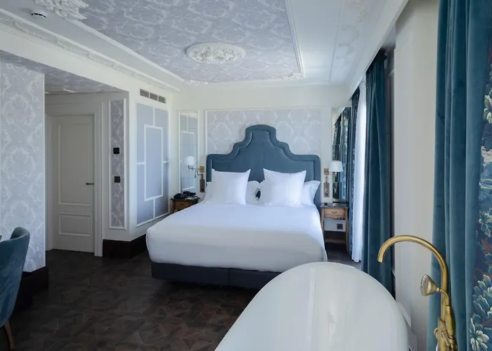 Luze Boutique San Sebastian