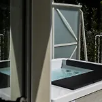 Отель Luze Boutique 2*