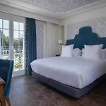 Luze Boutique Hotel 2*