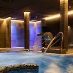 Luze Boutique Hotel 2*