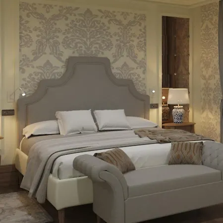 Nicol's Hotel