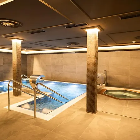 Luze Boutique 2* San Sebastián
