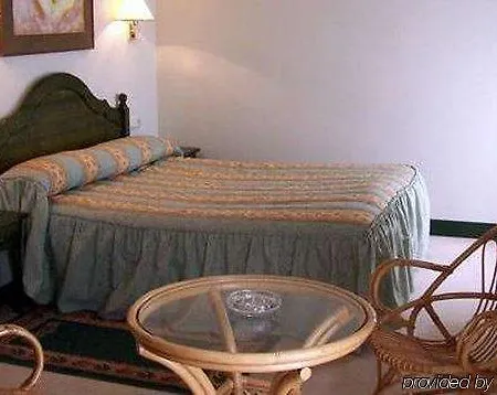 Luze Boutique Hotel 2*