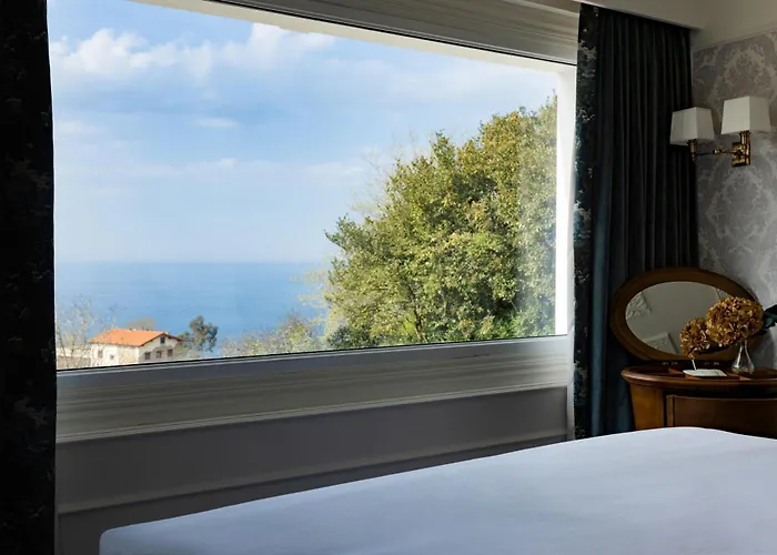 Luze Boutique 酒店