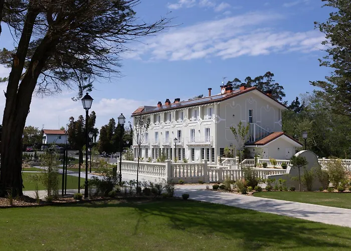 Luze Boutique Hotel 2*